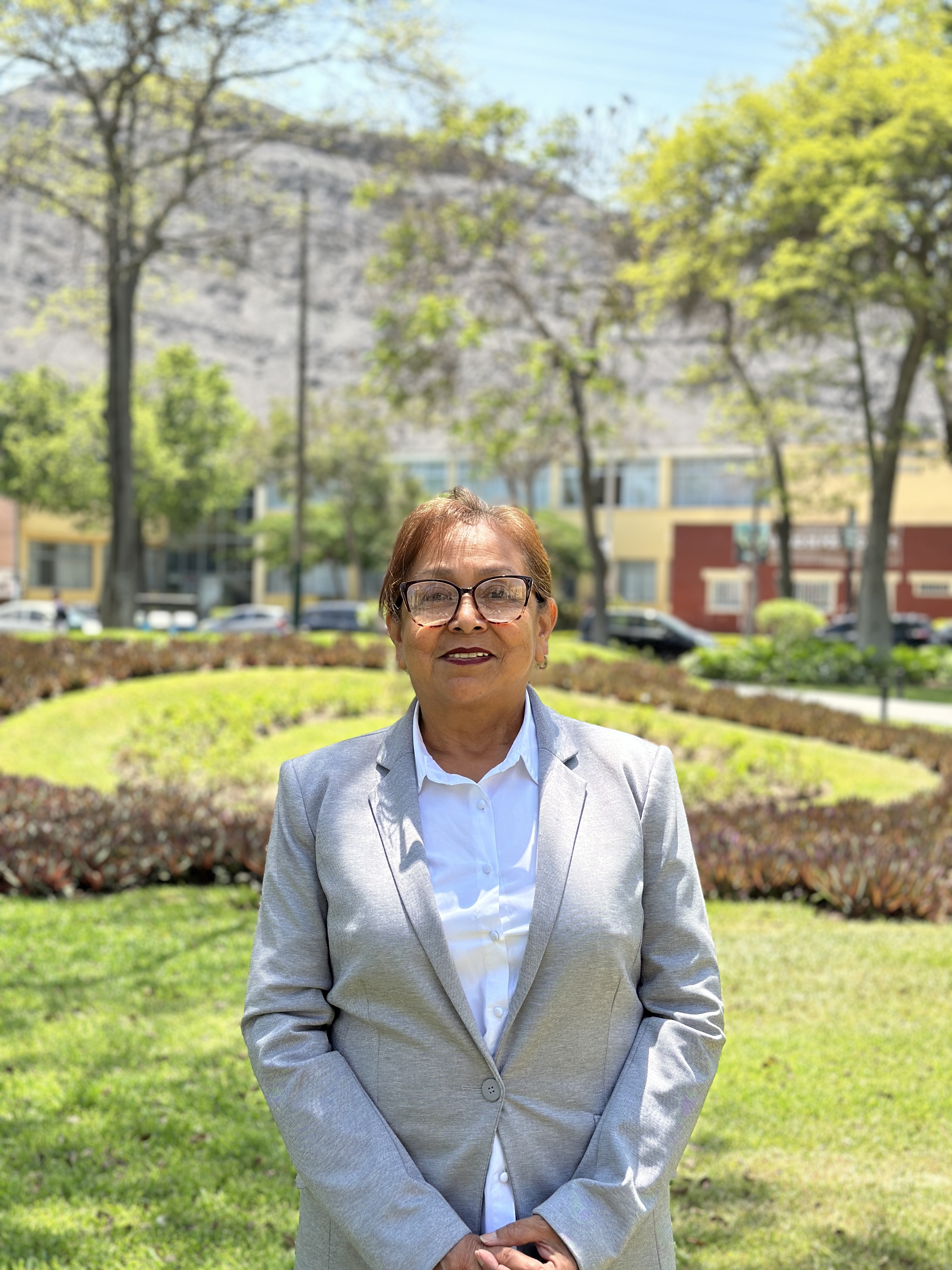 Esther Castañeda